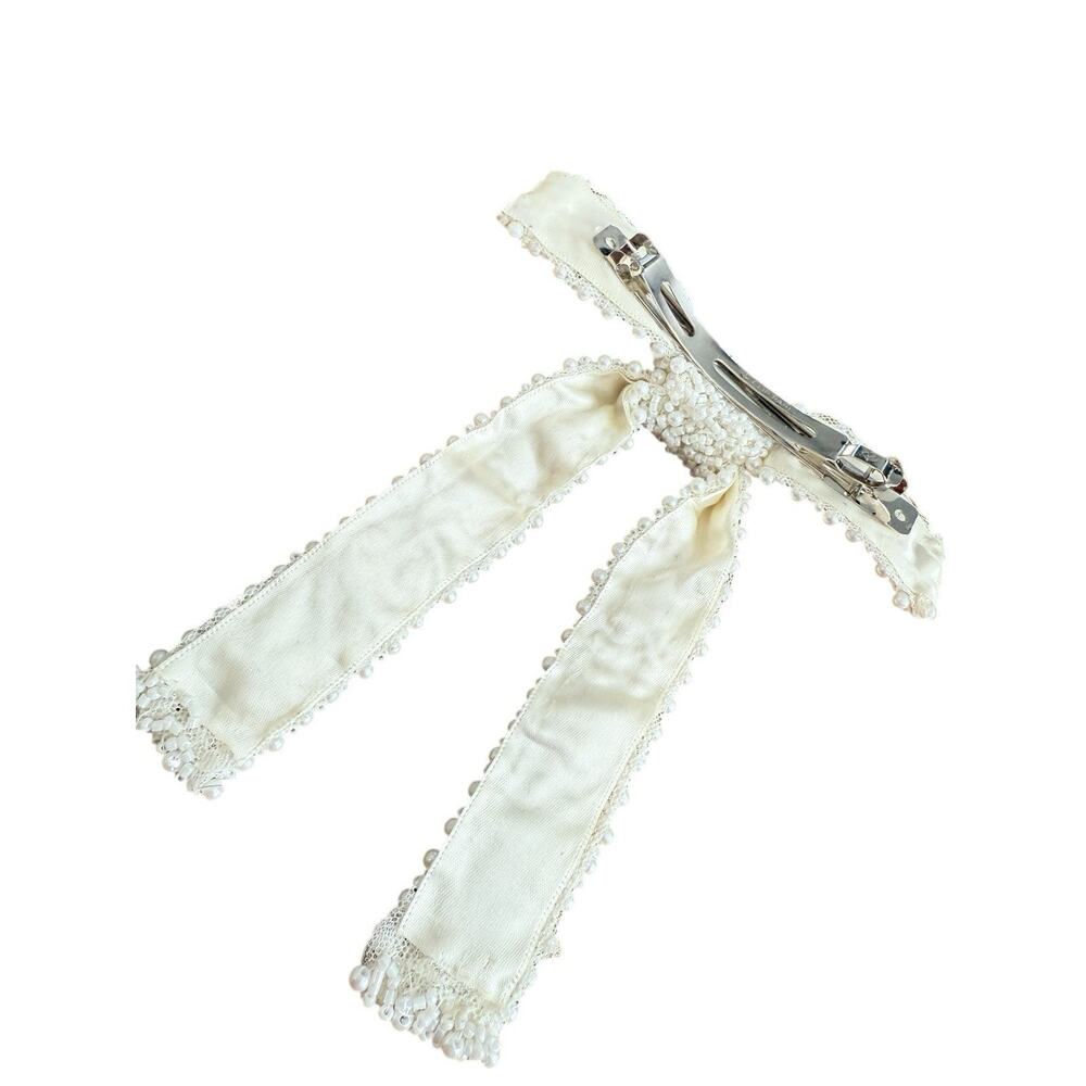 Gorgeous Pearl Beaded Large Bow Hair Clip Preowned Wedding Clip Paris Barrette - Picture 7 of 7